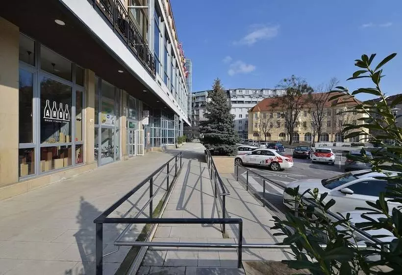 Fotos del hotel Apollo  Bratislava:  9