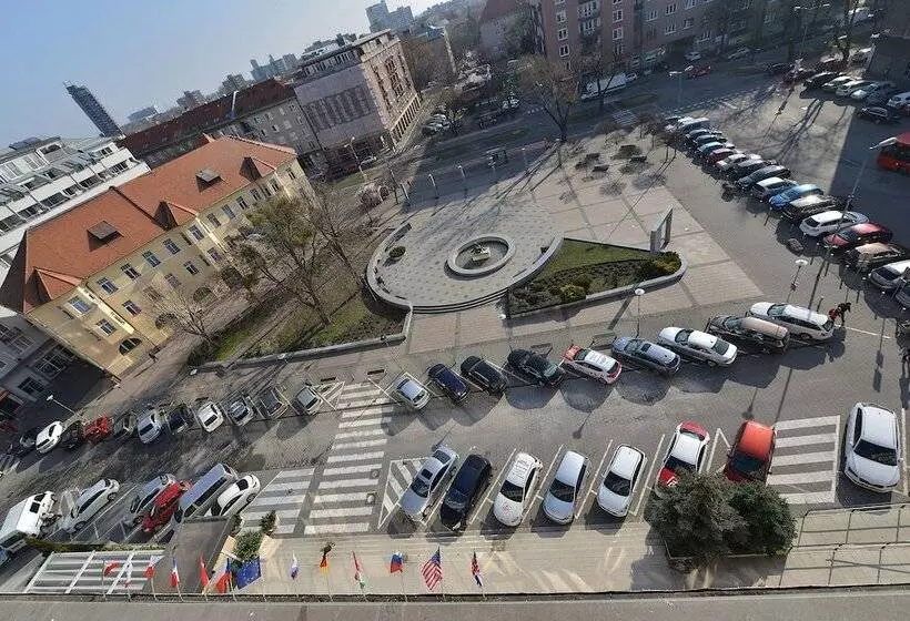 Fotos del hotel Apollo  Bratislava:  10