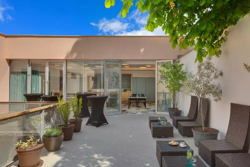 Fotos del hotel Carol:  13