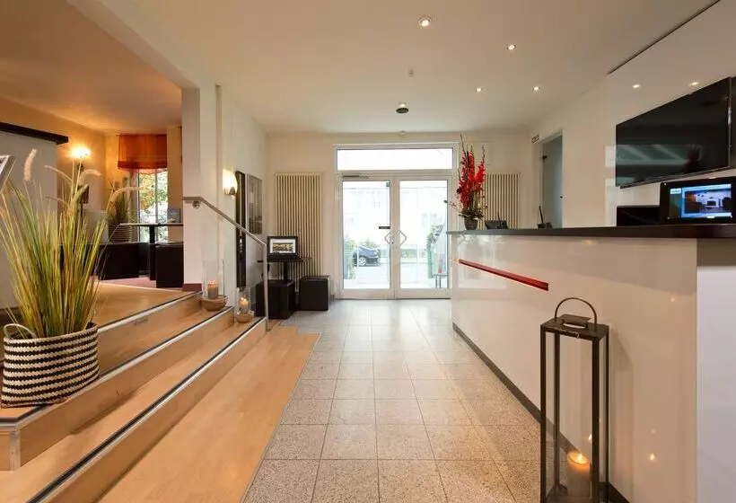 Fotos del hotel Achat Hotel Dresden Elbufer:  3