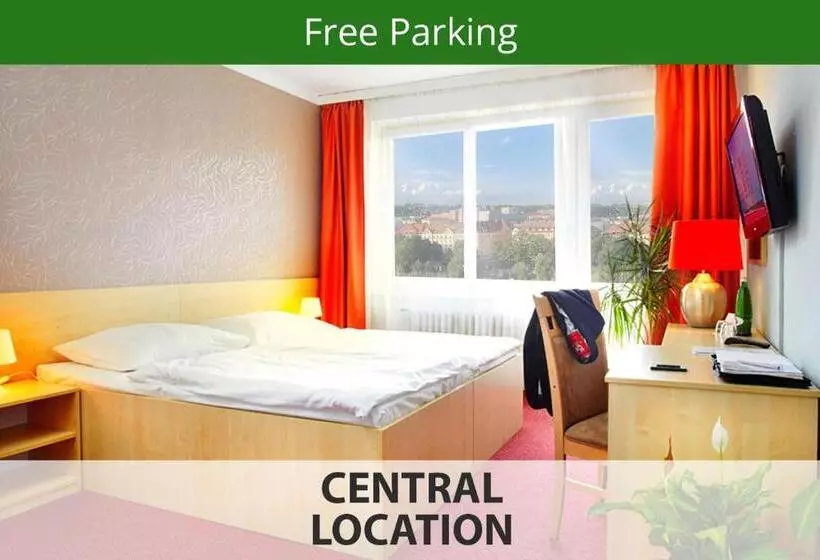 Fotos del hotel Charles Central:  15