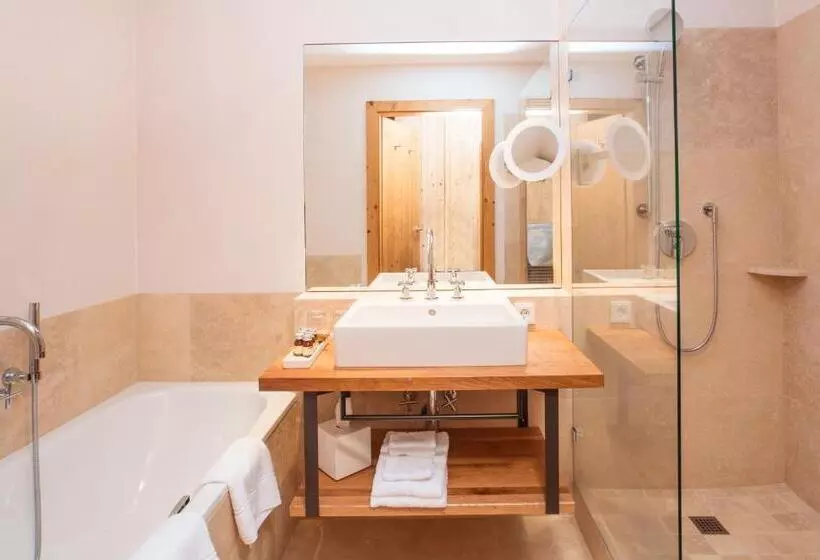 Fotos del hotel Kitzhof Mountain Design Resort 4 Sterne Superior:  17