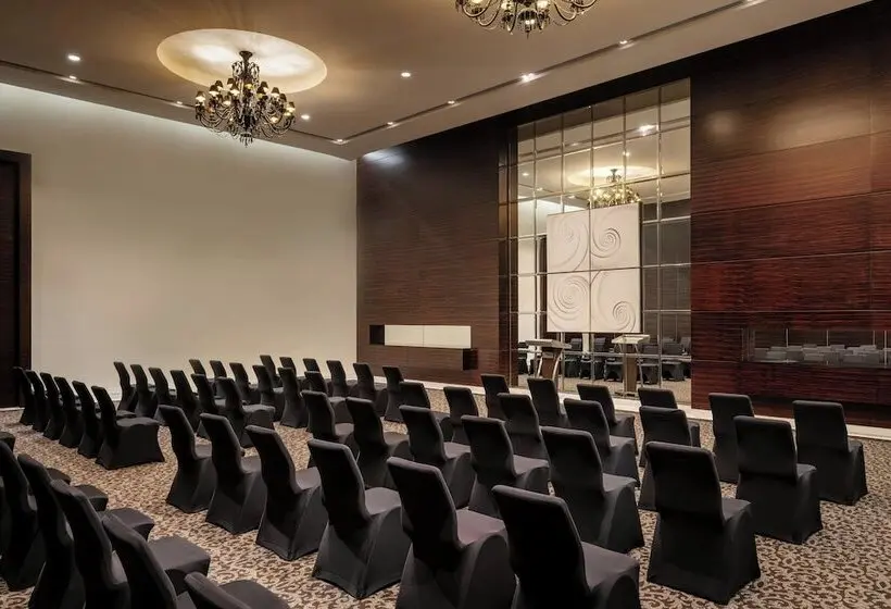 Fotos del hotel Le Méridien Dubai  & Conference Centre:  88