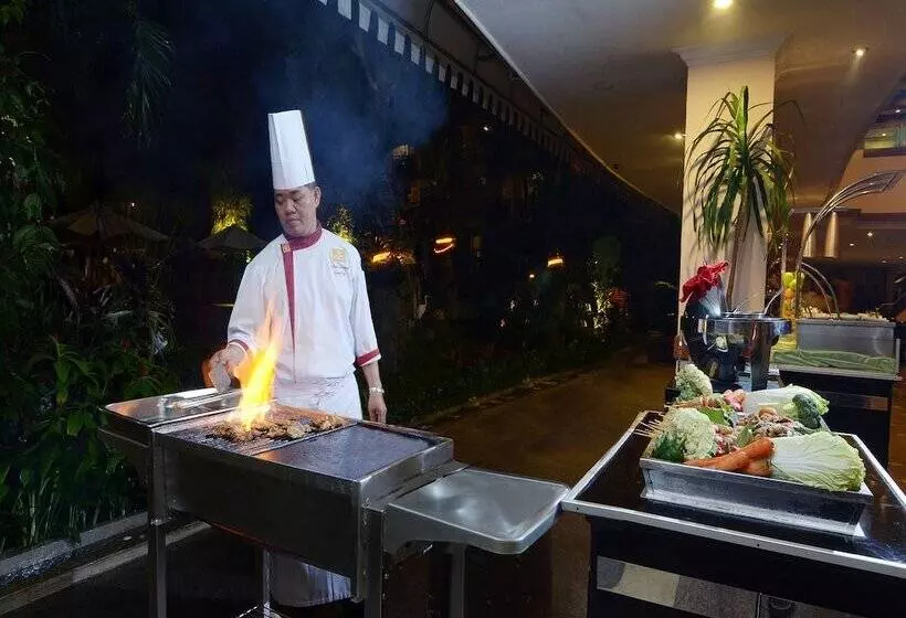 Fotos del hotel The Jayakarta Suites Bandung:  8