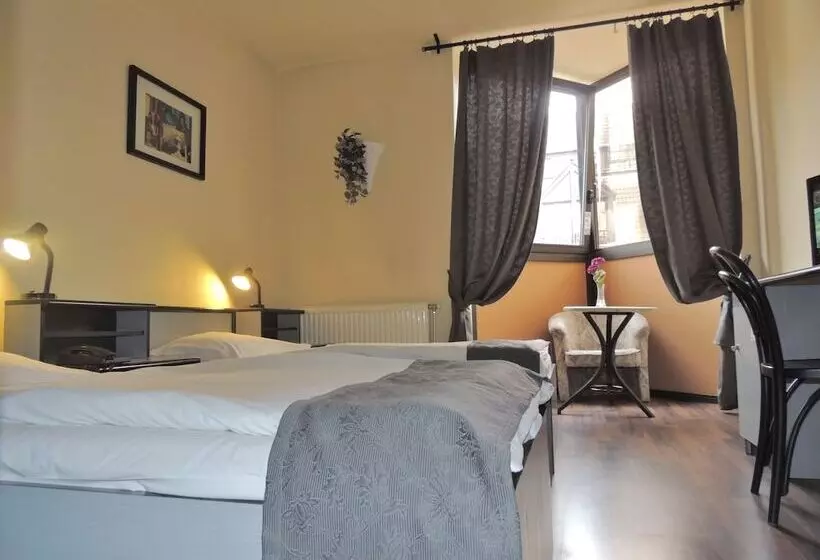 Fotos del hotel Thomas:  6