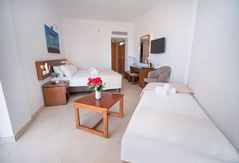 Fotos del hotel Avlida:  8