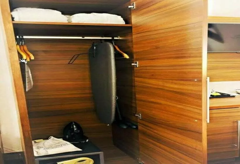 Fotos del hotel Holiday Inn Paris Montmartre, An Ihg:  25