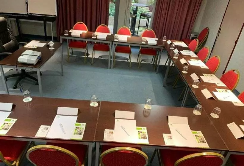 Fotos del hotel Holiday Inn Paris Montmartre, An Ihg:  4