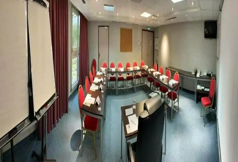 Fotos del hotel Holiday Inn Paris Montmartre, An Ihg:  17