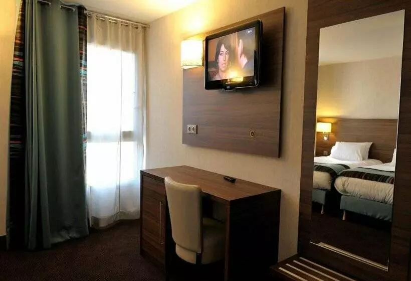 Holiday Inn Paris Montmartre, An Ihg