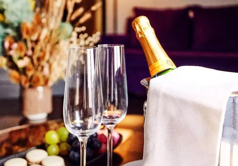 Fotos del hotel Plaza Tour Eiffel:  14