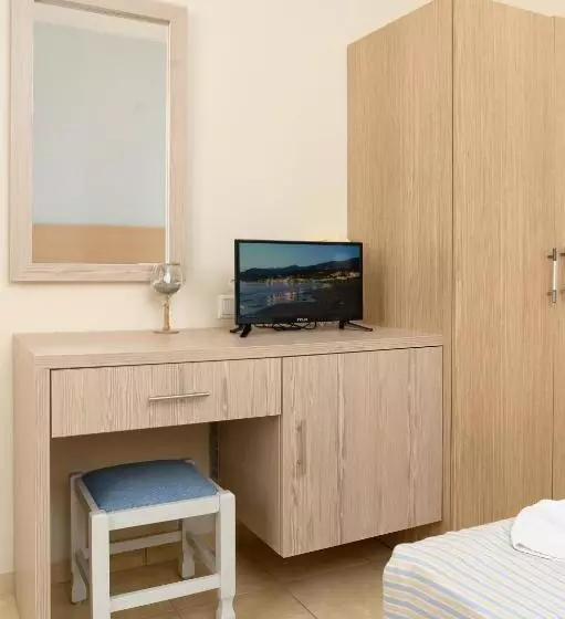 Fotos del hotel Alianthos Beach:  2