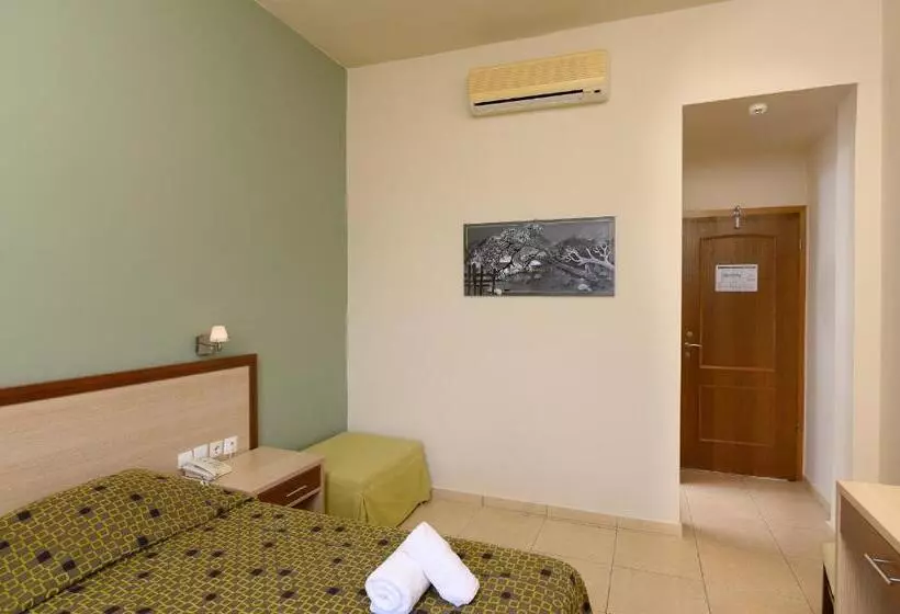 Fotos del hotel Alianthos Beach:  15