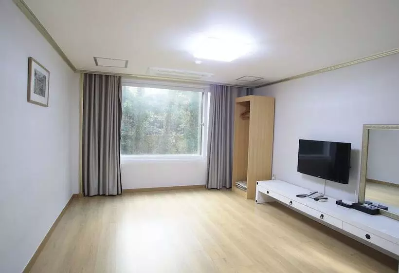 Fotos del hotel Bears Tourist:  20