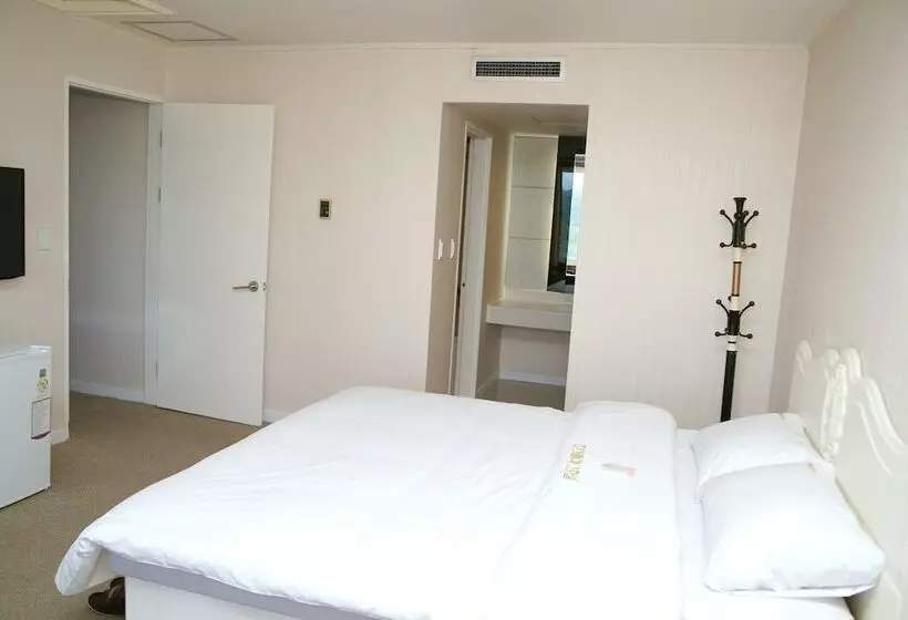 Fotos del hotel Bears Tourist:  18