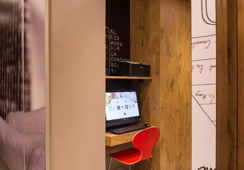 Fotos del hotel Ibis Paris Vaugirard Porte De Versailles:  23