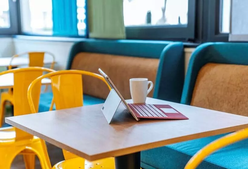 Fotos del hotel Ibis Styles Lyon Croix Rousse:  3