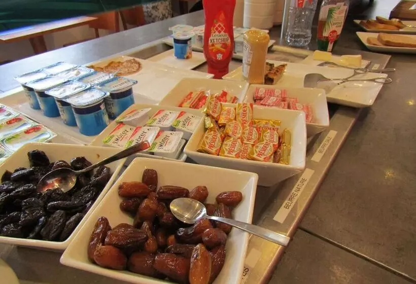 Fotos del hotel Ibis Styles Lyon Croix Rousse:  2