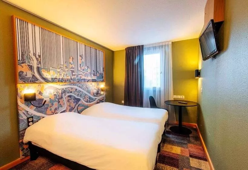 Fotos del hotel Ibis Styles Lyon Croix Rousse:  13