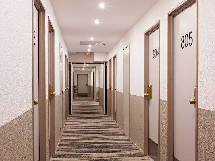 Fotos del hotel Median Paris Congres:  4