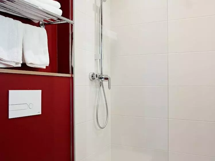 Fotos del hotel Median Paris Congres:  14