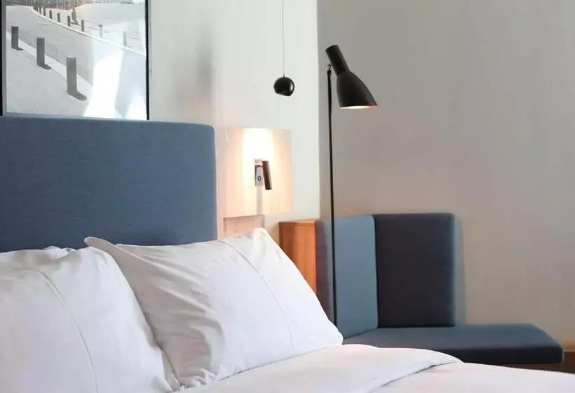 Fotos del hotel Park Inn By Radisson Nice Airport:  11