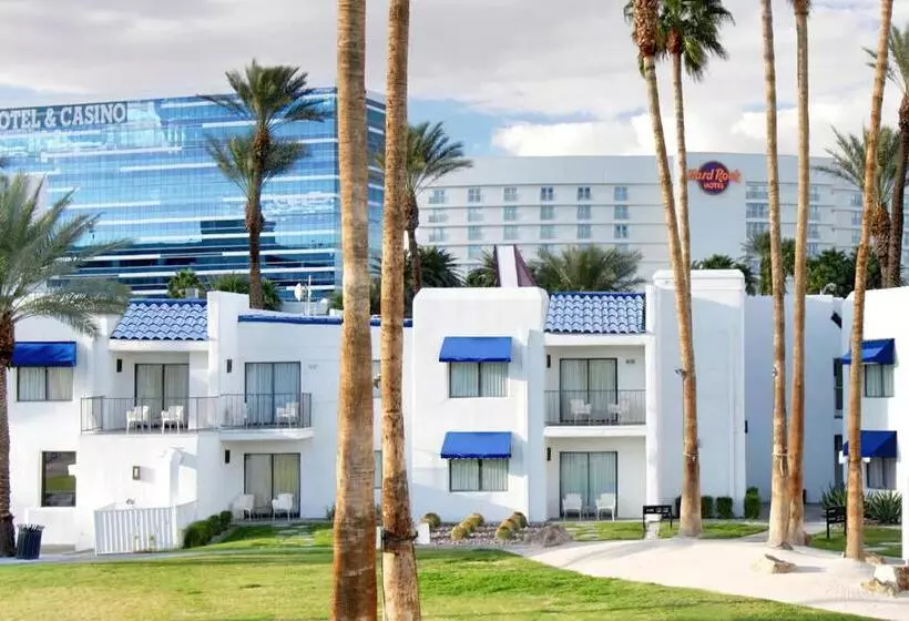 Serene Vegas Boutique