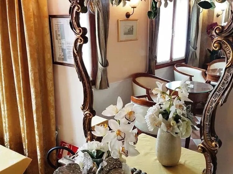 Fotos del hotel San Gallo:  7