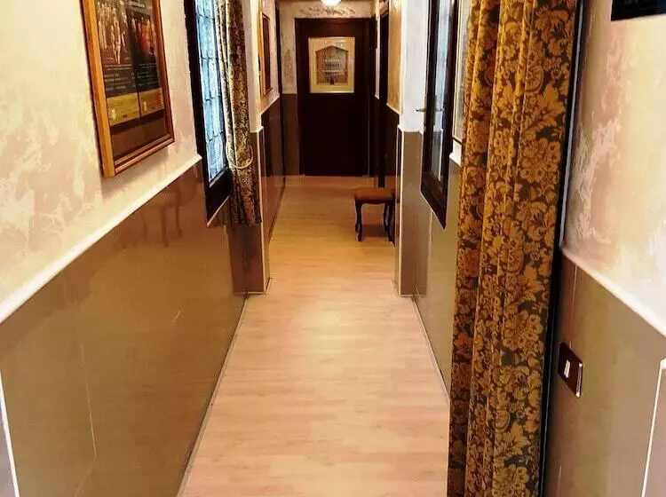 Fotos del hotel San Gallo:  22