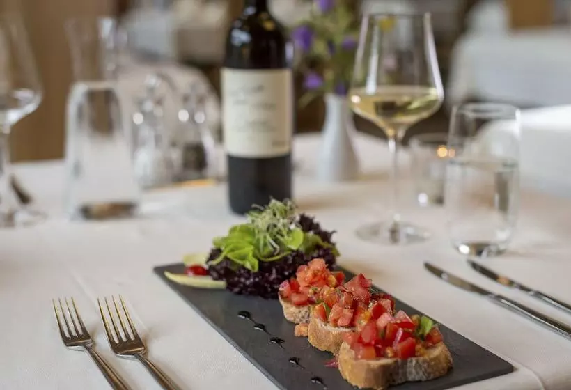 Fotos del hotel Sport- Und Wellnesshotel Eienwäldli:  24