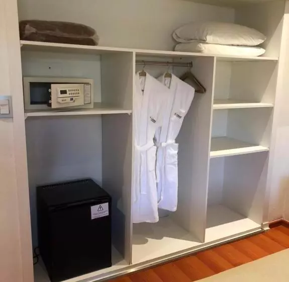 Fotos del hotel Bristol:  23