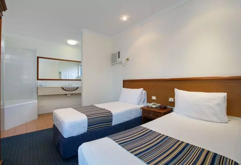 Cairns Southside International