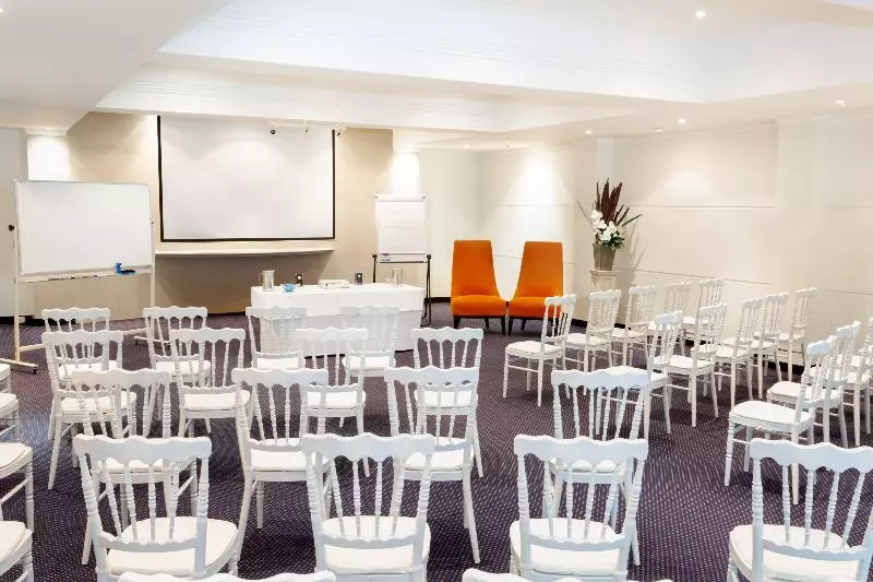 Fotos del hotel Metro Mirage Hotel Newport:  11