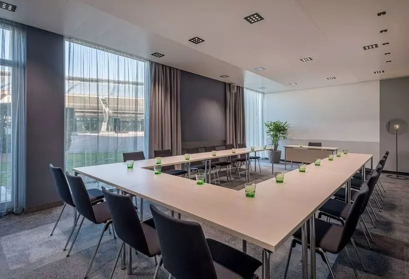 Fotos del hotel Courtyard By Marriott Linz:  6