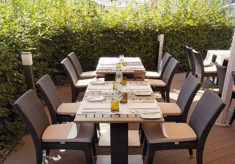 Fotos del hotel Courtyard By Marriott Linz:  7