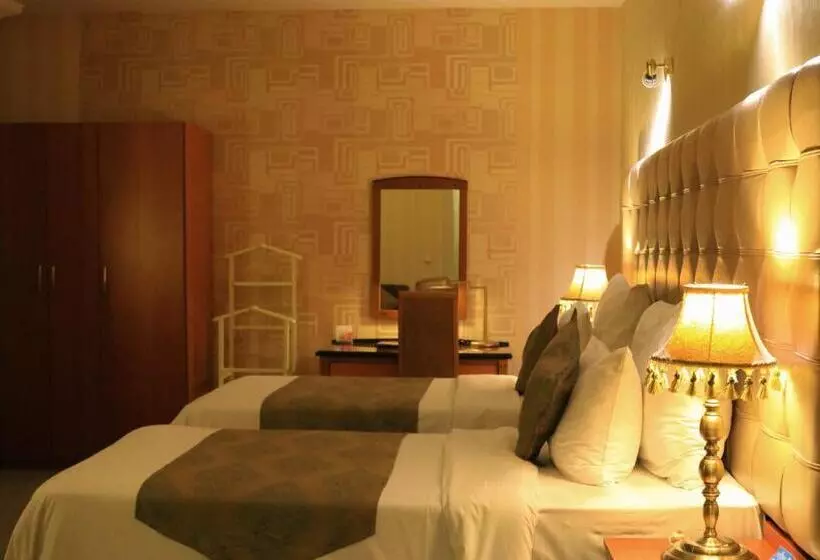 Fotos del hotel Grand Hotel Europe:  20