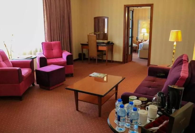 Fotos del hotel Grand Hotel Europe:  21