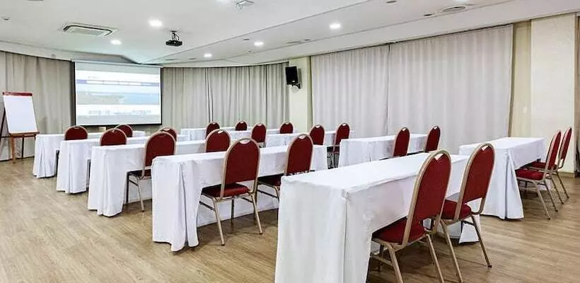 Fotos del hotel Travel Inn Paulista Wall Street:  8