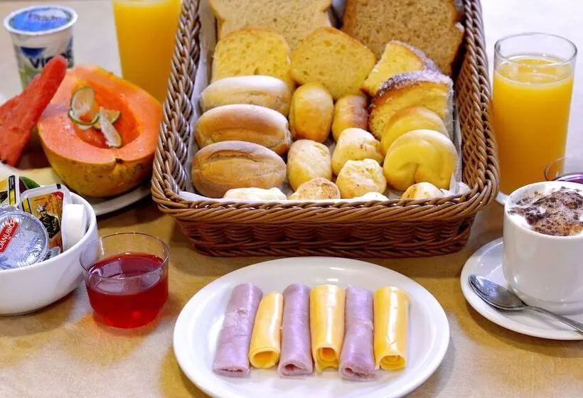 Fotos del hotel Travel Inn Paulista Wall Street:  15