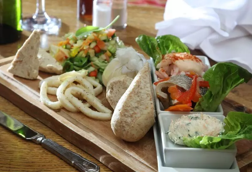 Fotos del hotel The Bull Hotel; Sure Hotel Collection By Best Western:  10