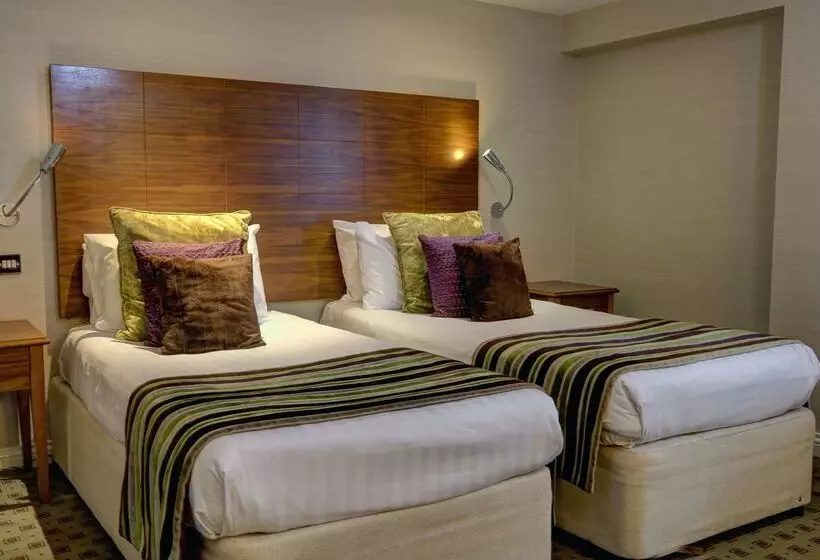 Fotos del hotel The Bull Hotel; Sure Hotel Collection By Best Western:  17