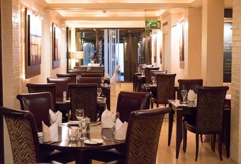 Fotos del hotel The Bull Hotel; Sure Hotel Collection By Best Western:  12