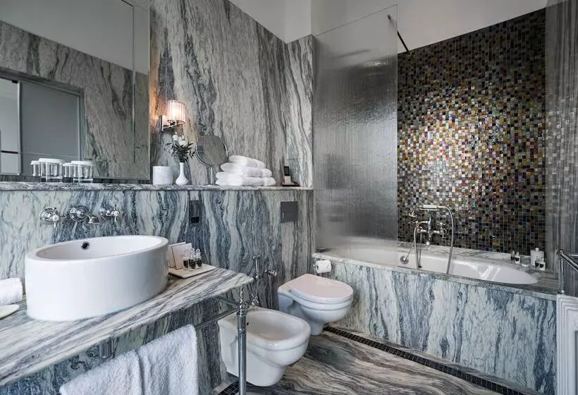 Fotos del hotel The Adria:  15