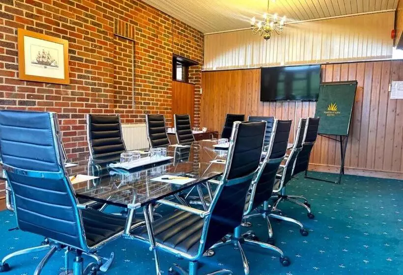 Fotos del hotel Marsh Farm:  20