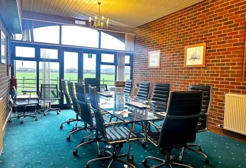 Fotos del hotel Marsh Farm:  9