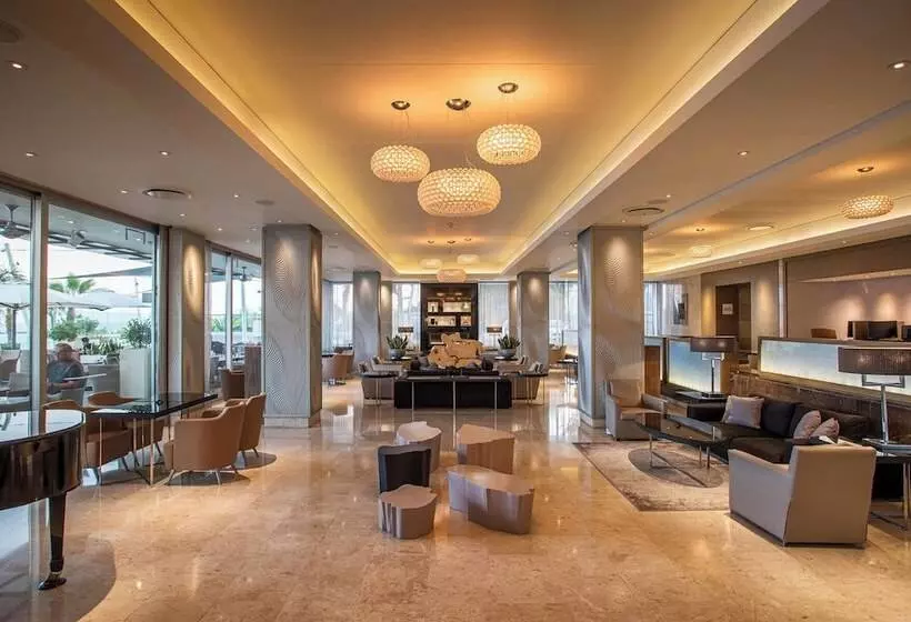 Fotos del hotel Crowne Plaza Limassol, An Ihg:  3