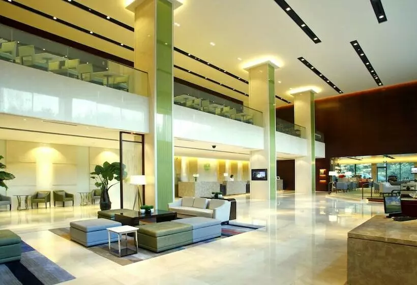 Fotos del hotel Holiday Inn Riverside Wuhan, An Ihg:  9