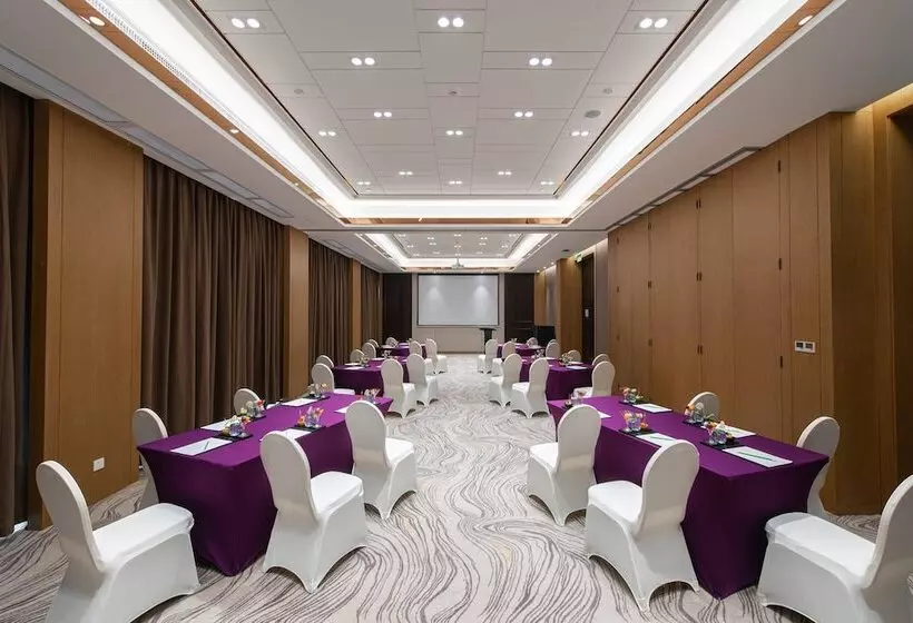 Fotos del hotel Holiday Inn Riverside Wuhan, An Ihg:  11