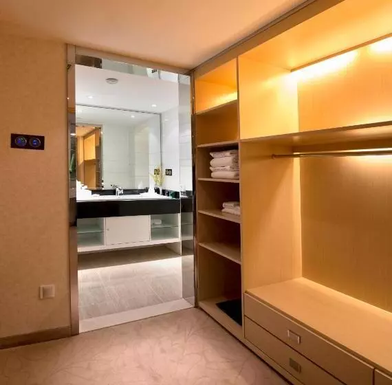 Fotos del hotel Nanjing Central:  14