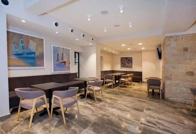 Fotos del hotel Pefkos City:  15